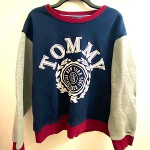 Tommy Hilfiger embroidered crew neck